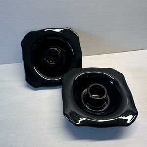 Sleek Black Candle Holders with Modern Design